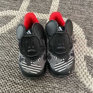 Mickey Mouse Adidas Unisex Toddler shoes size 5